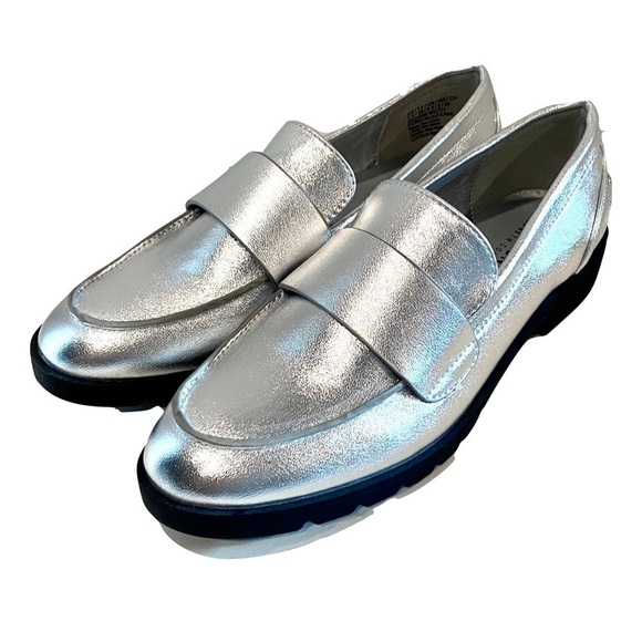 The Kenneth Cole Reaction Fern Metallic Silver Loafer Size 7.5 - Picture 6 of 14